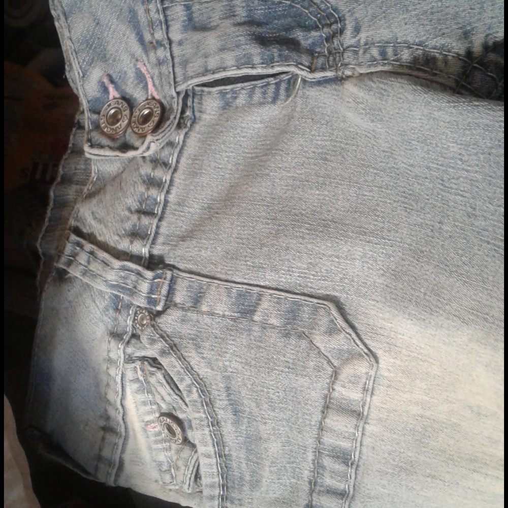Angels stretch denim capris